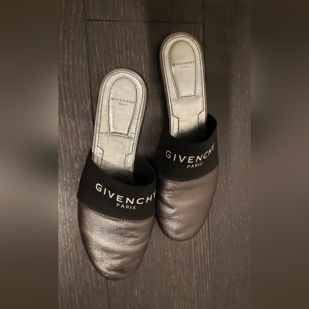 Givenchy Metallic Silver Pewter Leather and Slip-On Mule Shoes - Logo Black - Picture 5 of 7